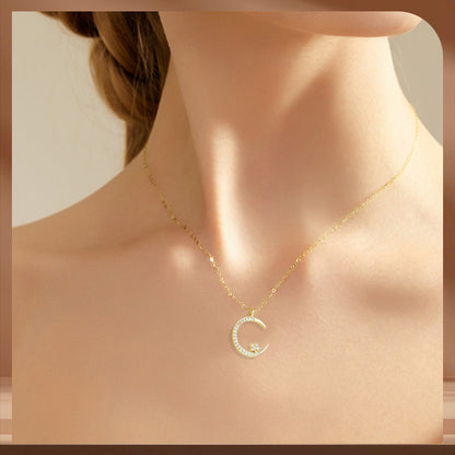 The White Night Moonlight Necklace