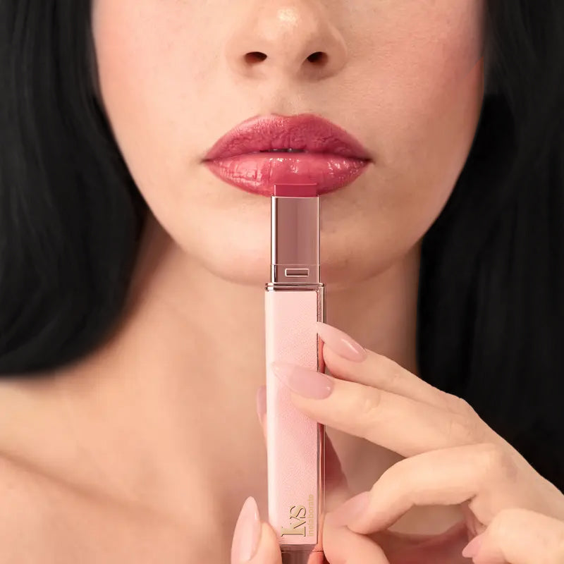 The Glossy Lip Plumper (80% OFF Today!)